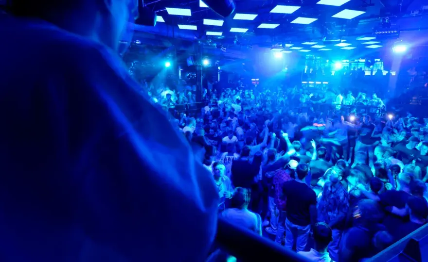 Live-DJ im Club - Was macht gute Performance aus?