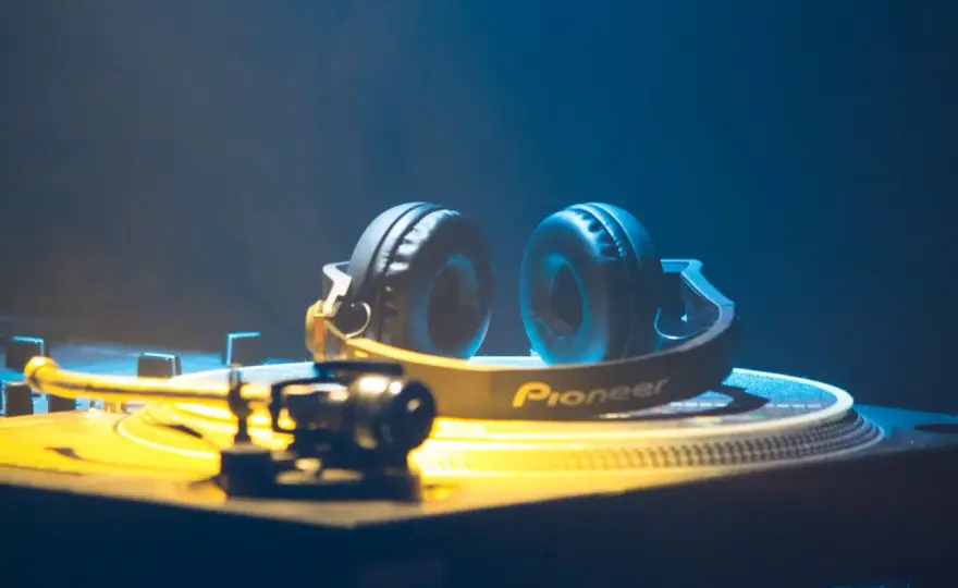 House Music verstehen - Dein Guide zu Groove & Subgenres