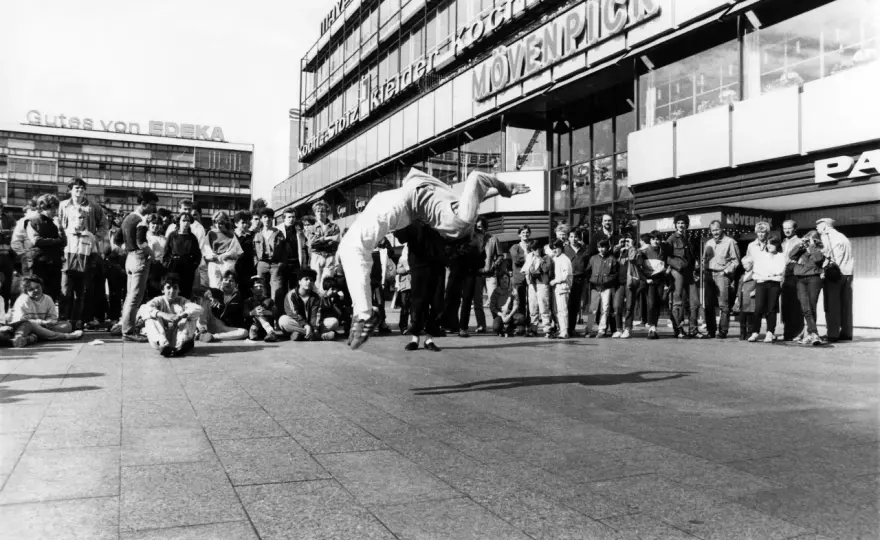Hip-Hop-Bands: Was Crews & Kollektive so besonders macht