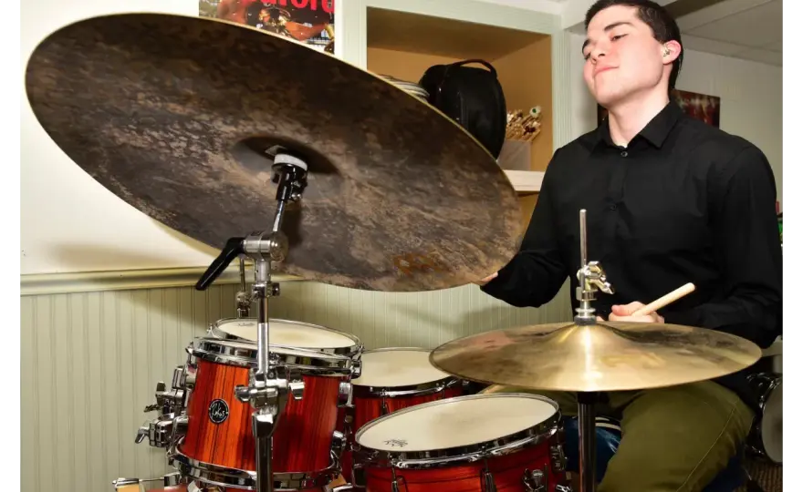 Greyson Nekrutman – Warum dieser Drummer 2026 so relevant ist