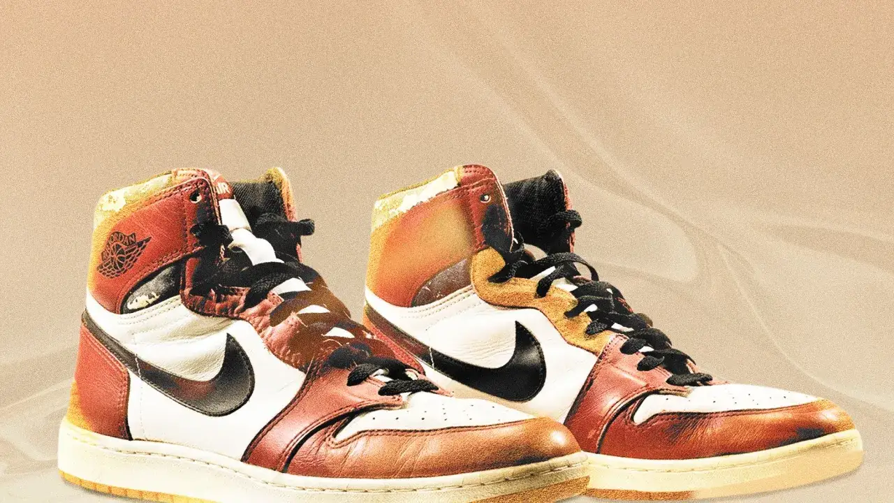 Ein Paar Air Jordan 1 High OG 